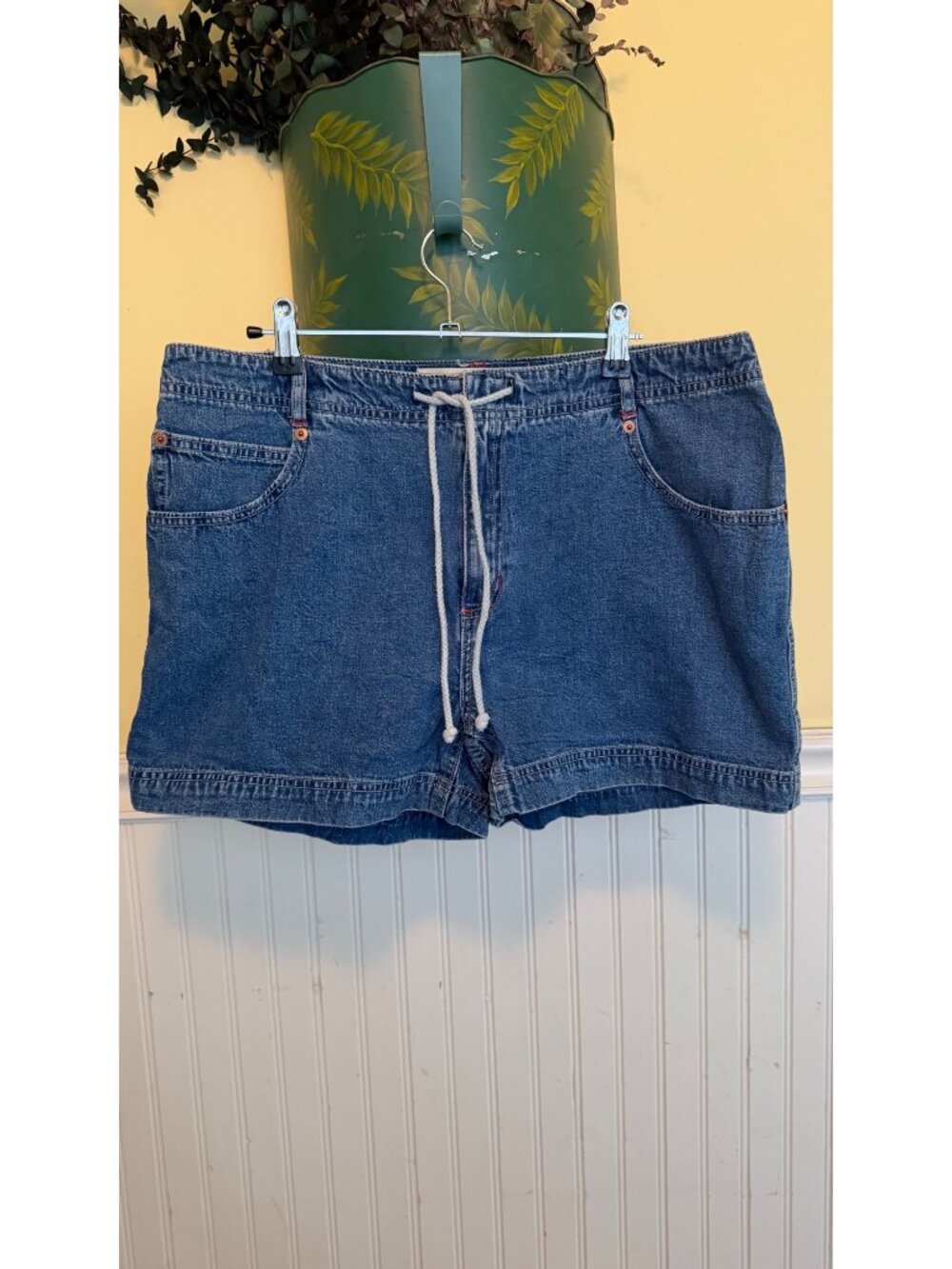 Gap Womens Denim Drawstring Shorts Size 14 Medium Wash Casual Everyday Wear